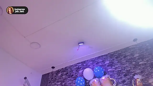 jade swet online show from 10/12/25, 09:30