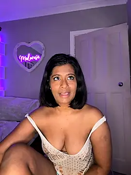 Snapshot of RoseMelanie chatting on 11/12/25, 07:09 RoseMelanie online show from 11/12/25, 07:09