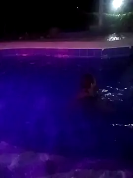 Snapshot of DULCE_ZOE chatting on 09/27/25, 03:00 DULCE ZOE online show from 09/27/25, 03:00