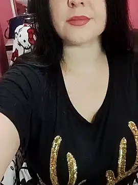 Snapshot of ErikaVlovely chatting on 11/14/25, 01:48 ErikaVlovely online show from 11/14/25, 01:48