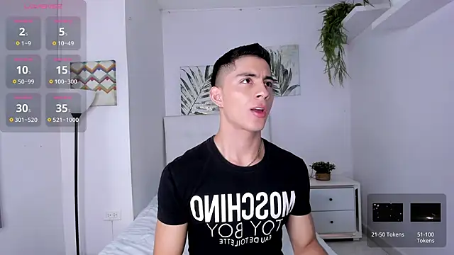 Snapshot of Matty_Adams chatting on 03/01/25, 03:38 Matty Adams online show from 03/01/25, 03:38