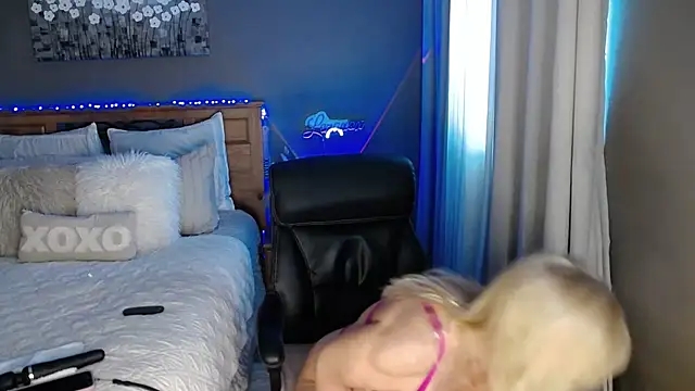 Lenaxox online show from 01/06/26, 06:44