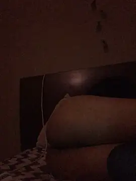 Snapshot of sandyfem01 chatting on 03/05/25, 02:57 sandyfem01 online show from 03/05/25, 02:57