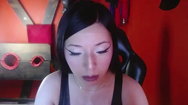 Snapshot of HannaCarrter chatting on 02/07/25, 12:06 HannaCarrter online show from 02/07/25, 12:06