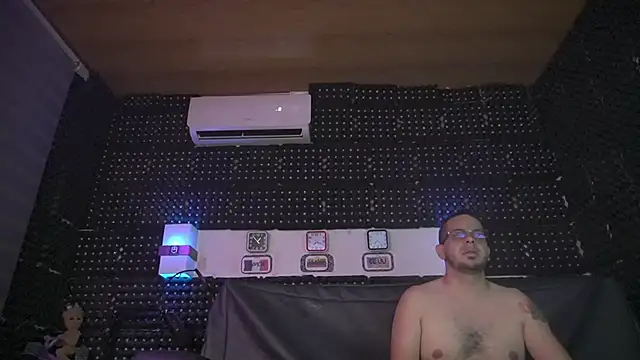 Snapshot of Dulce_yors chatting on 12/24/24, 12:22 Dulce yors online show from 12/24/24, 12:22