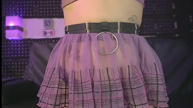 Snapshot of Dulce_yors chatting on 01/12/25, 04:00 Dulce yors online show from 01/12/25, 04:00