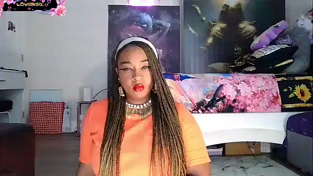 Snapshot of temptressbeauty24 chatting on 02/01/25, 07:13 temptressbeauty24 online show from 02/01/25, 07:13