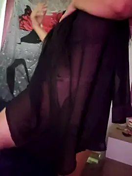 Zeina2024 online show from 09/26/25, 05:55