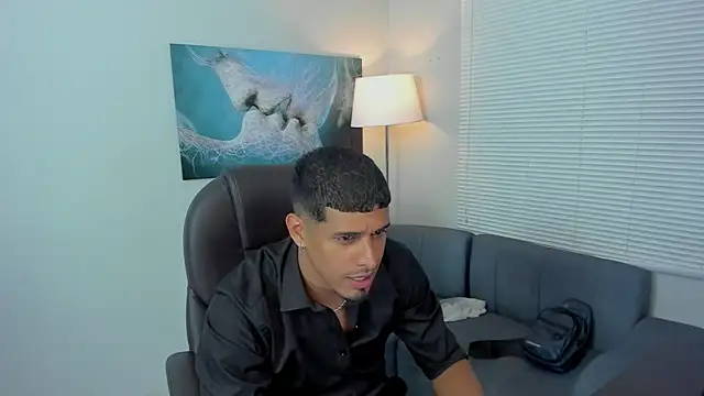 Snapshot of vincen_jose chatting on 11/26/25, 07:20 vincen jose online show from 11/26/25, 07:20