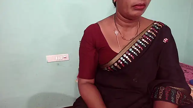 Snapshot of shrutitelugu69 chatting on 05/03/26, 02:56 shrutitelugu69 online show from 05/03/26, 02:56