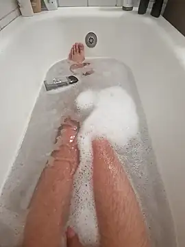 Snapshot of hairy18888 chatting on 01/07/25, 03:12 hairy18888 online show from 01/07/25, 03:12