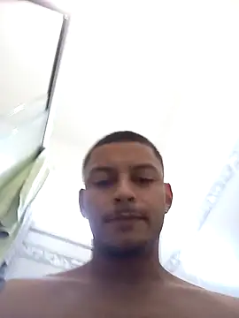 emrehliug12 online show from 04/01/26, 06:49