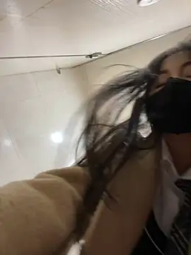 Snapshot of Asia-Lynn chatting on 03/14/25, 11:23 Asia-Lynn online show from 03/14/25, 11:23