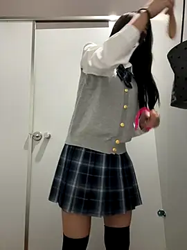 Asia-Lynn online show from 11/10/25, 10:36