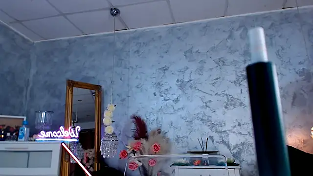 Snapshot of yuukenzi chatting on 12/13/24, 05:16 yuukenzi online show from 12/13/24, 05:16