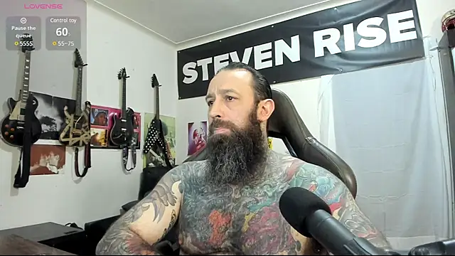 Snapshot of StevenRiseNYC chatting on 02/27/25, 09:25 StevenRiseNYC online show from 02/27/25, 09:25