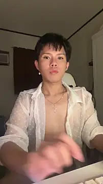 Snapshot of Plaxtique chatting on 12/20/25, 05:42 Plaxtique online show from 12/20/25, 05:42