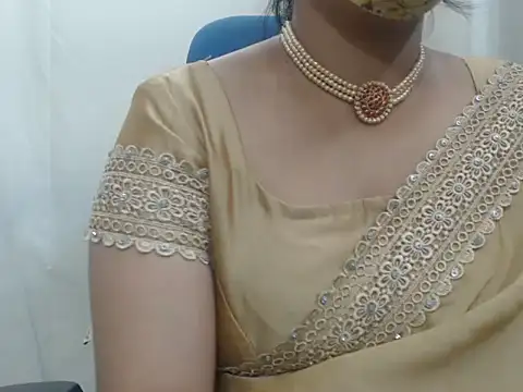 Lovely Siri 23 online show from 11/18/25, 07:35