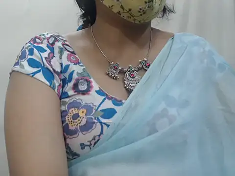 Lovely Siri 23 online show from 02/08/26, 06:33