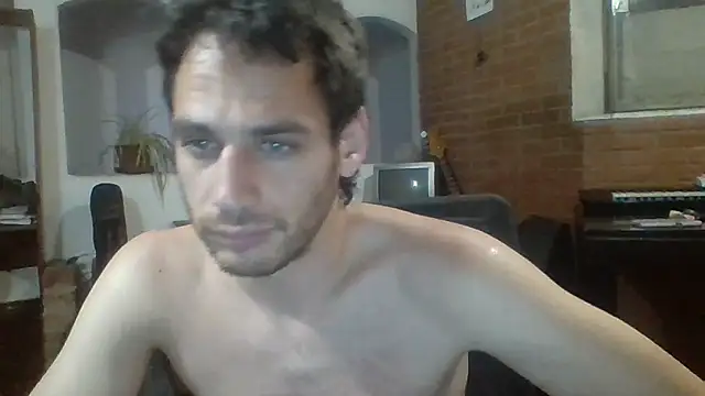 Snapshot of Stevenson988 chatting on 11/15/25, 05:38 Stevenson988 online show from 11/15/25, 05:38