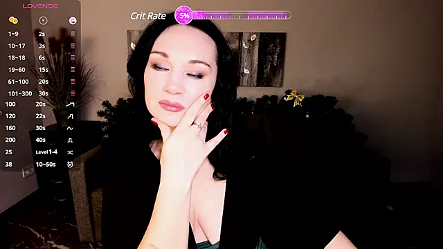 Snapshot of Sofia_Ford chatting on 12/29/24, 02:00 Sofia Ford online show from 12/29/24, 02:00