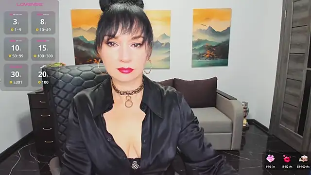 Snapshot of Sofia_Ford chatting on 09/21/25, 06:26 Sofia Ford online show from 09/21/25, 06:26