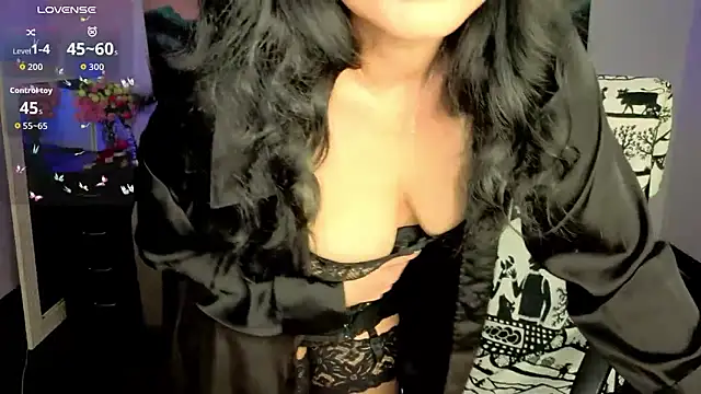 Sofia Ford online show from 04/01/26, 01:52