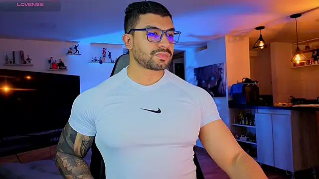 Michael Diamond online show from 09/18/25, 02:35