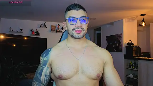 Michael Diamond online show from 11/22/25, 04:55