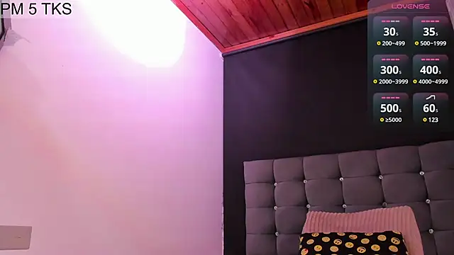 Snapshot of sweet__samy chatting on 03/10/25, 06:49 sweet samy online show from 03/10/25, 06:49