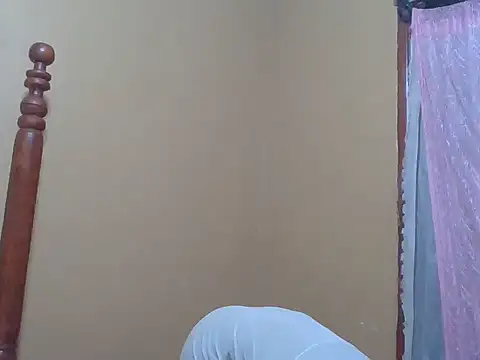 sweetbabra1 online show from 09/23/25, 04:37