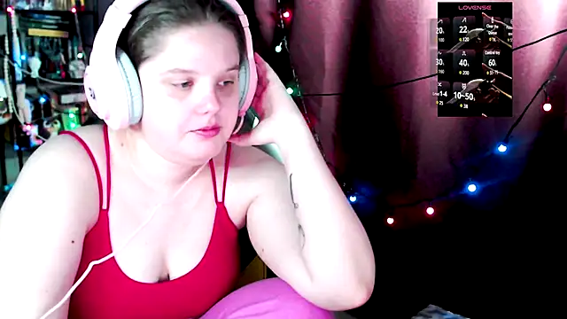 so cute777 online show from 12/17/25, 06:47