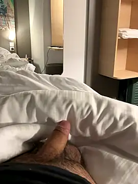 Snapshot of neugrg chatting on 10/01/25, 05:08 neugrg online show from 10/01/25, 05:08