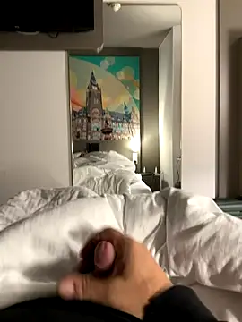 Snapshot of neugrg chatting on 10/06/25, 10:07 neugrg online show from 10/06/25, 10:07