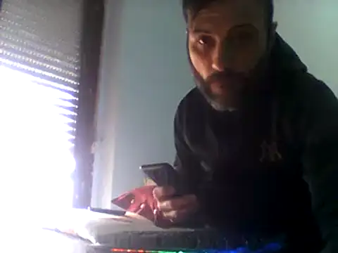 Snapshot of coppiasenzacensura chatting on 12/09/24, 11:04 coppiasenzacensura online show from 12/09/24, 11:04