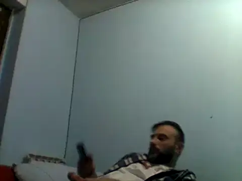 Snapshot of coppiasenzacensura chatting on 01/08/25, 05:48 coppiasenzacensura online show from 01/08/25, 05:48