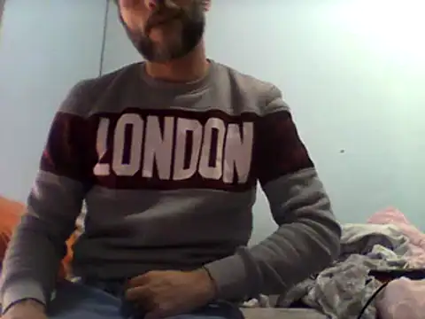 Snapshot of coppiasenzacensura chatting on 02/26/25, 09:53 coppiasenzacensura online show from 02/26/25, 09:53