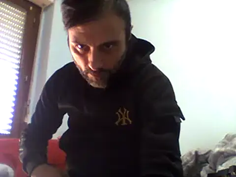 Snapshot of coppiasenzacensura chatting on 02/27/25, 12:56 coppiasenzacensura online show from 02/27/25, 12:56