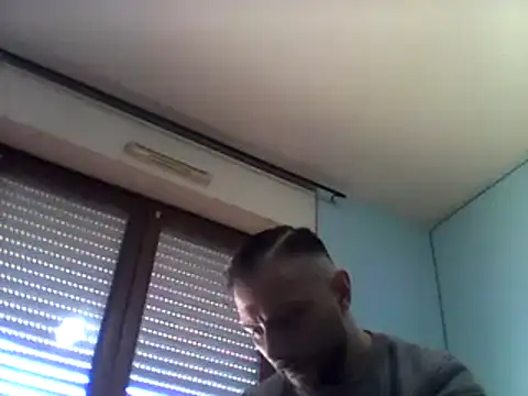 Snapshot of coppiasenzacensura chatting on 03/11/25, 10:07 coppiasenzacensura online show from 03/11/25, 10:07