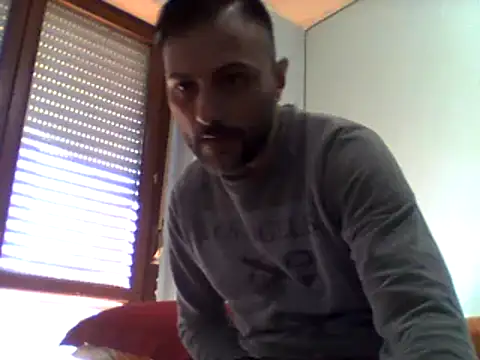 Snapshot of coppiasenzacensura chatting on 03/18/25, 07:08 coppiasenzacensura online show from 03/18/25, 07:08