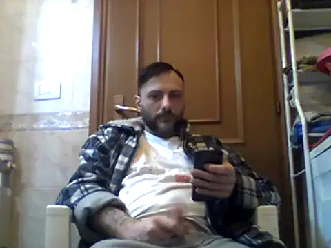 Snapshot of coppiasenzacensura chatting on 03/23/25, 05:21 coppiasenzacensura online show from 03/23/25, 05:21