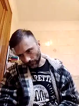 Snapshot of coppiasenzacensura chatting on 10/23/25, 03:33 coppiasenzacensura online show from 10/23/25, 03:33