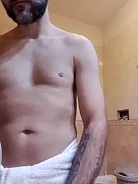 Snapshot of coppiasenzacensura chatting on 10/27/25, 08:51 coppiasenzacensura online show from 10/27/25, 08:51