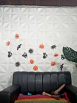 Snapshot of Valentinaa_mature chatting on 10/05/25, 11:57 Valentinaa mature online show from 10/05/25, 11:57