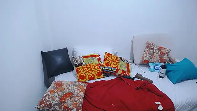 Valentinaa mature online show from 07/02/26, 03:23