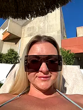 Bella-Tight online show from 12/22/25, 10:34