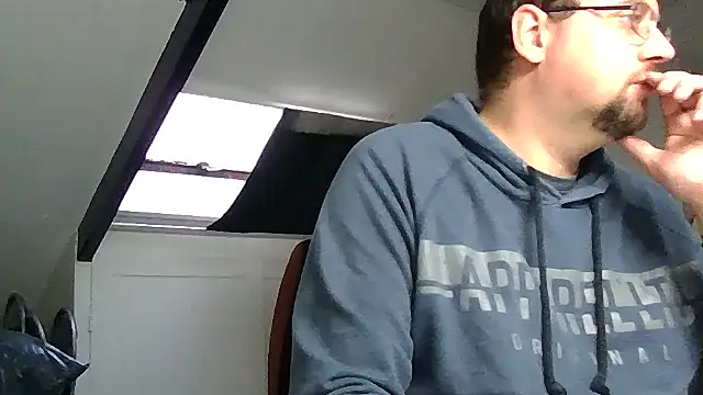 rdewaard81 online show from 11/19/25, 01:00