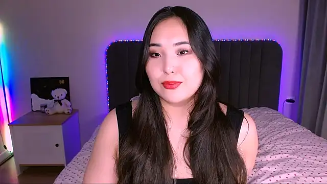 monabooty online show from 02/11/26, 08:14