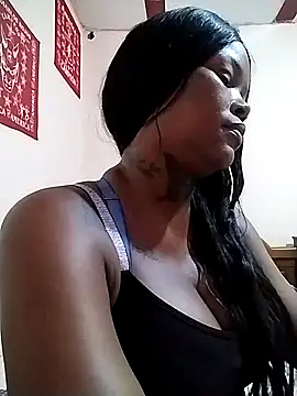 Snapshot of Alissamore3 chatting on 03/14/26, 01:01 Alissamore3 online show from 03/14/26, 01:01