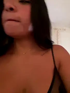 Bellafr online show from 10/28/25, 10:45